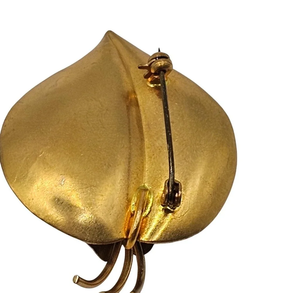 Vintage Enamel Flower Leaf Brooch Lily Pad Green Gold Tone White Floral‎ Pin
